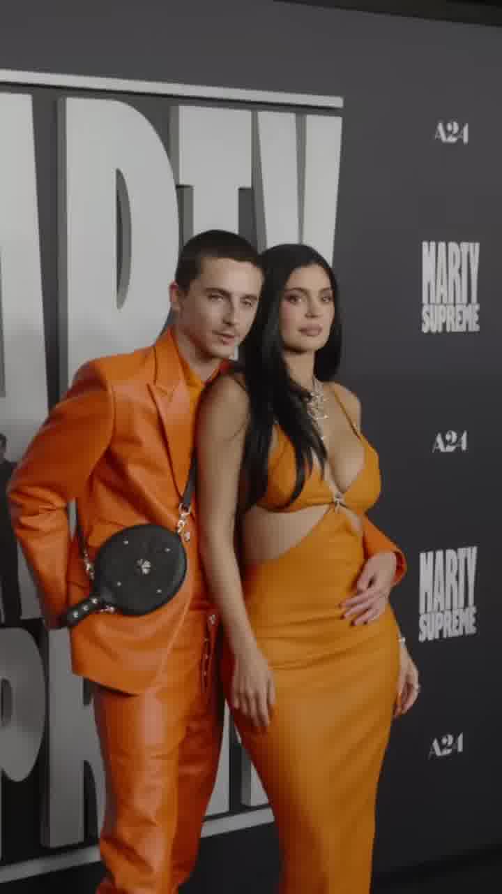 טימות'י שאלאמה יודע? בריאיון ל-Vanity Fair, קיילי ג'נר משתפת שהיא רוצה עוד ילדים 