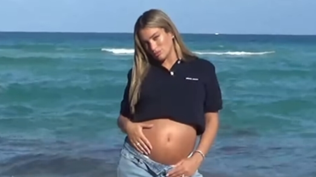 נועה בני מכריזה על היריון