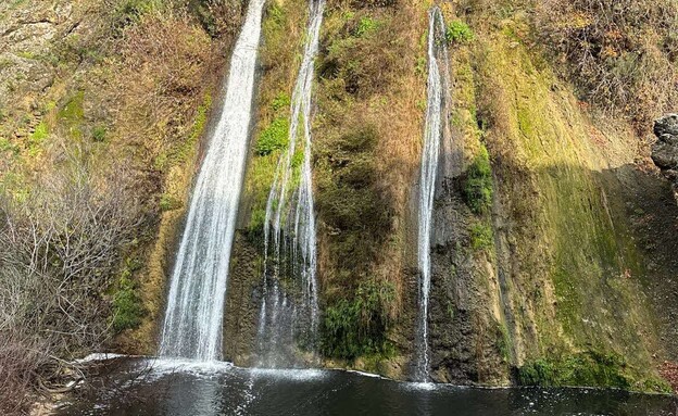 זרימה נחל ומפל עיון 