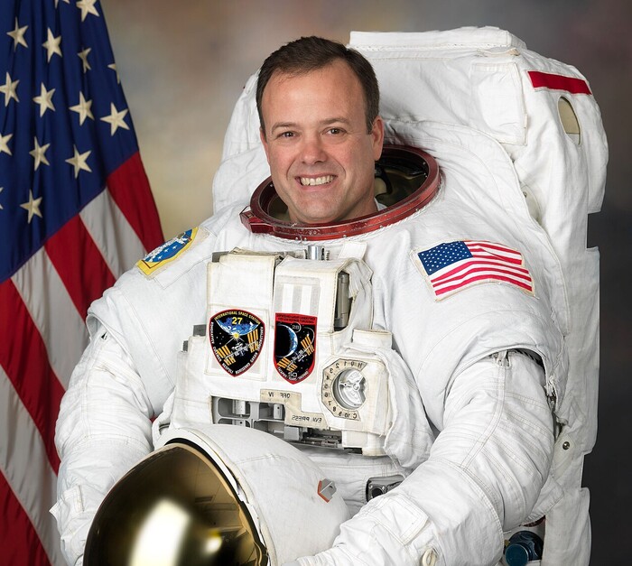 האסטרונאוט רונלד ג׳יי גאראן ג׳וניור האסטרונאוט רונלד ג׳יי גאראן ג׳וניור