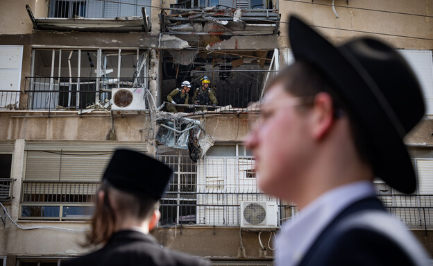 שיגורים מאיראן: פצוע בינוני בבני ברק, כמה קל בת"א ופ"ת