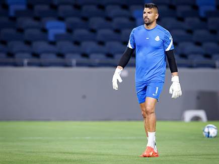 לא התאמן כבר חודשים. אריאל הרוש (מאור אלקסלסי) (צילום: ספורט 5)