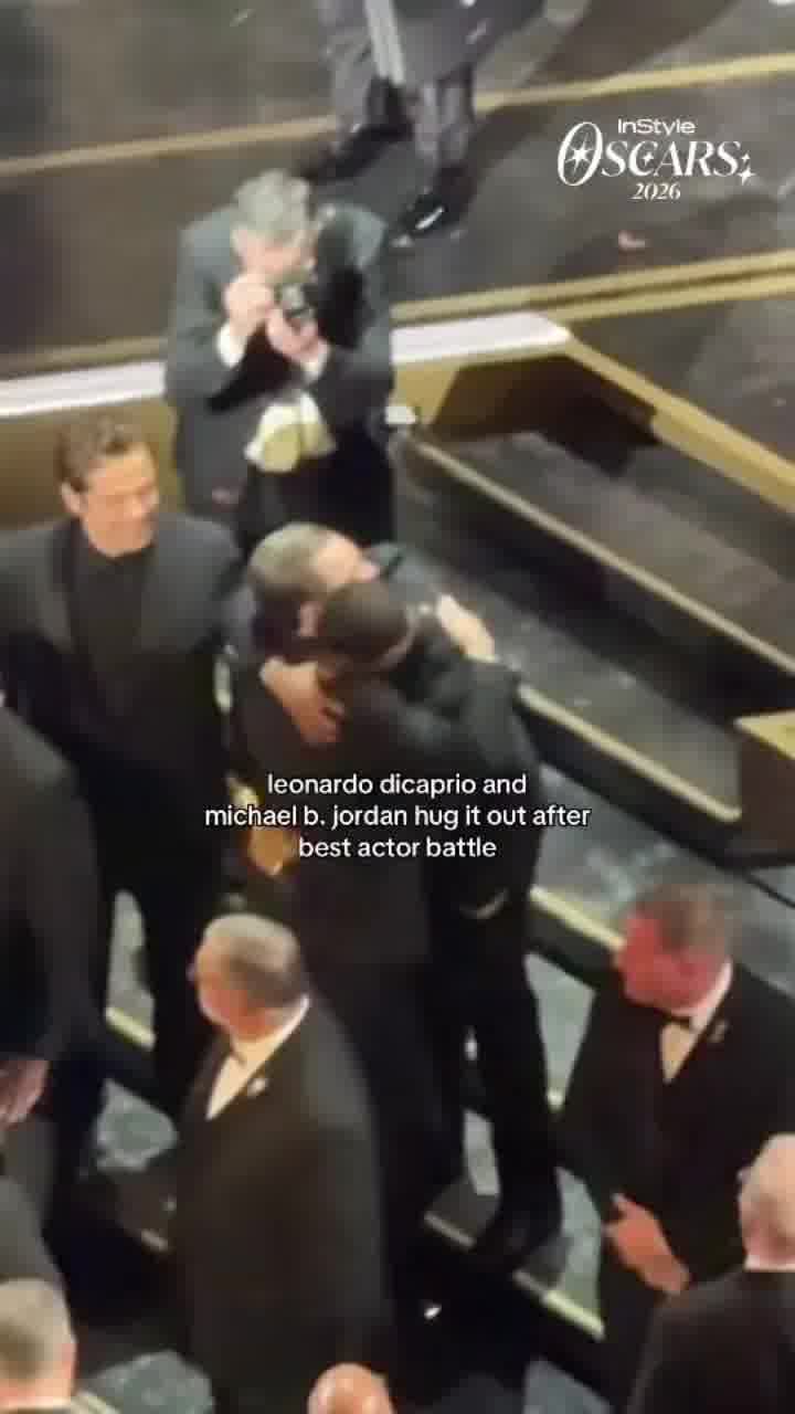 אחרי שהפסיד לו את פרס השחקן הטוב ביותר: לאונרדו דיקפריו ברגע מרגש עם מייקל בי. גורדן