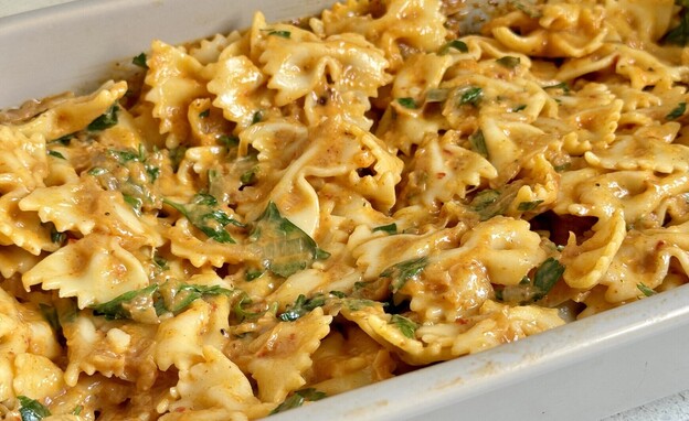 פסטה עם בצלים צלויים