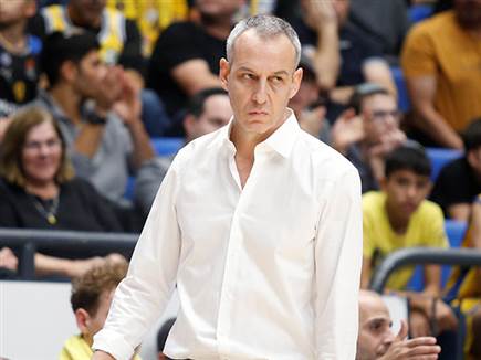 “נחמד שחושבים שאני אדיש“ (אלן שיבר)