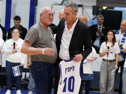 בטקס לליאור ליובין ז“ל. יותר מחברות רגילה (אלן שיבר)