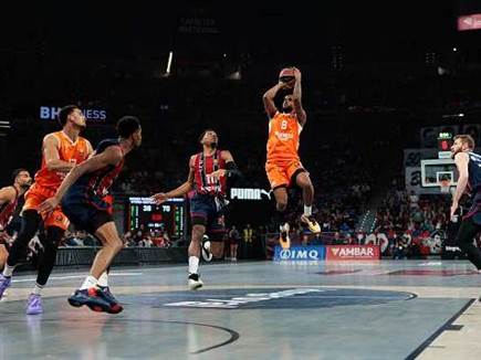 (Photo by Aitor Arrizabalaga/Euroleague Basketball via Getty Image (צילום: ספורט 5)