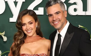 ג'סיקה אלבה וקאש וורן (צילום: Monica Schipper, getty images)