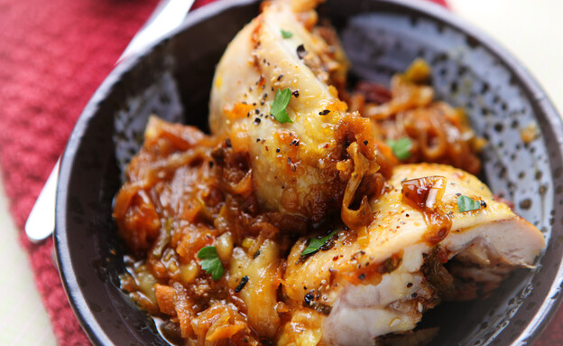 פרגית עוף ממולאת בשר וירקות