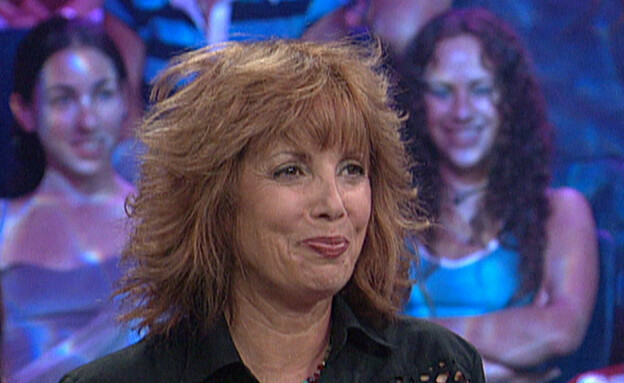 שולה חן