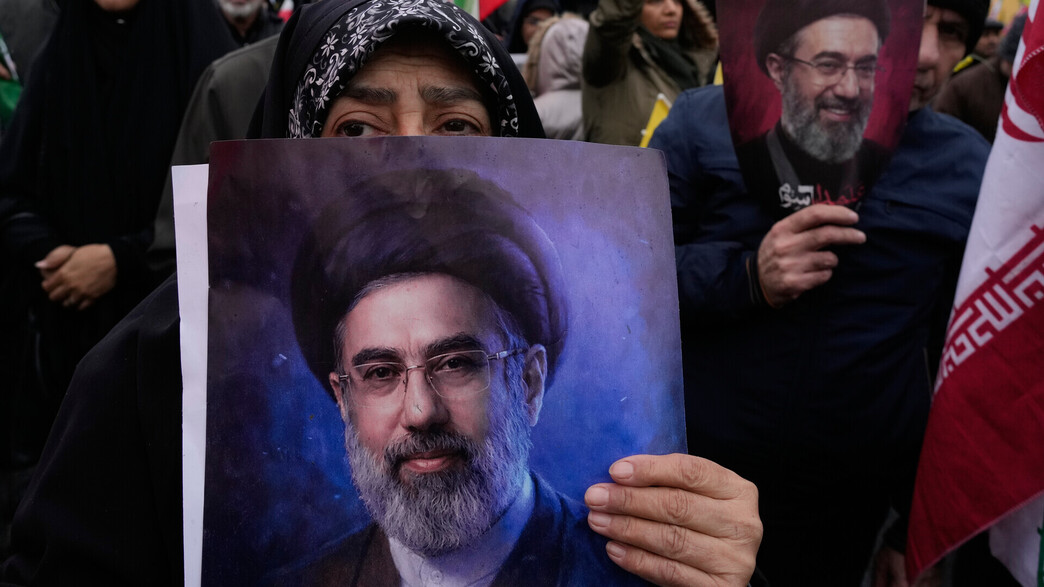 הפגנה באיראן בעד המשטר האיראני