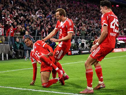 נציגות מכובדת לבאיירן (Alex Grimm/Getty Images) (צילום: ספורט 5)