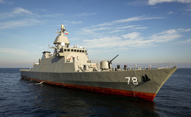 הצי האיראני בנמל בנדר אנזלי הצי האיראני בנמל בנדר אנזלי