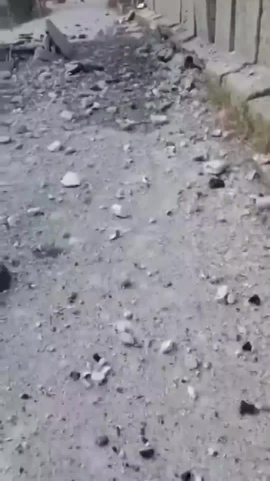 תוצאות תקיפת אחד הגשרים מעל הליטני