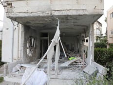 זירת נפילה ברמת גן (צילום: גדעון מרקוביץ, TPS)