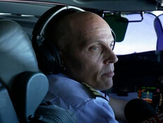 נוחתים וממריאים - תחת ירי טילים (צילום: חדשות)