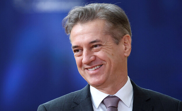 ראש ממשלת סלובניה רוברט גולוב ראש ממשלת סלובניה רוברט גולוב