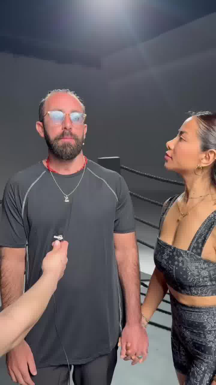 מתן בלו בריאיון ראשון עם בת
הזוג החדשה זואי: "התחלתי 
איתה. אנחנו נשמות תאומות"