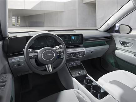 הקונה EV מאובזר וזול מגרסאותיו ההיברידיות (צילום: ספורט 5)