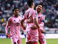 Carmen Mandato/Getty Images