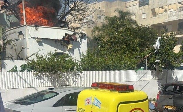 זירת הפגיעה בבית ברחובות