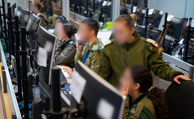 יחידת מודיעין במבצע "שאגת הארי" יחידת מודיעין במבצע "שאגת הארי"