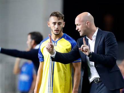 ג׳ורדי קרויף בתקופתו הקצרה על הקווים של מכבי תל אביב (GETTY) (צילום: ספורט 5)