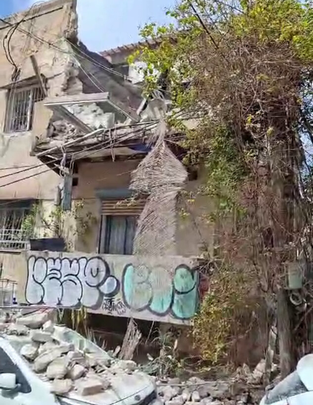 נפילת רסיס בתל אביב נפילת רסיס בתל אביב