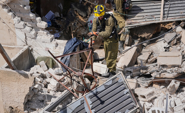 נפילת רסיס בתל אביב