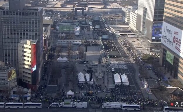 הקהל בהופעה של BTS