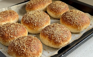 לחמניות לפסח - הדור הבא (צילום: יעל קצב, mako אוכל)