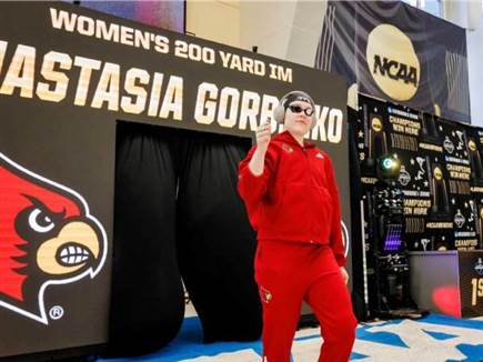 (באדיבות-Louisville Athletics) (צילום: ספורט 5)