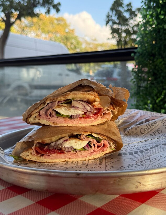 הכריך של דאני'ז הכריך של דאני'ז