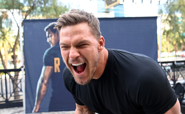 אלן ריצ'סון (צילום:  Denise Truscello/Getty Images for Amazon Prime Video)