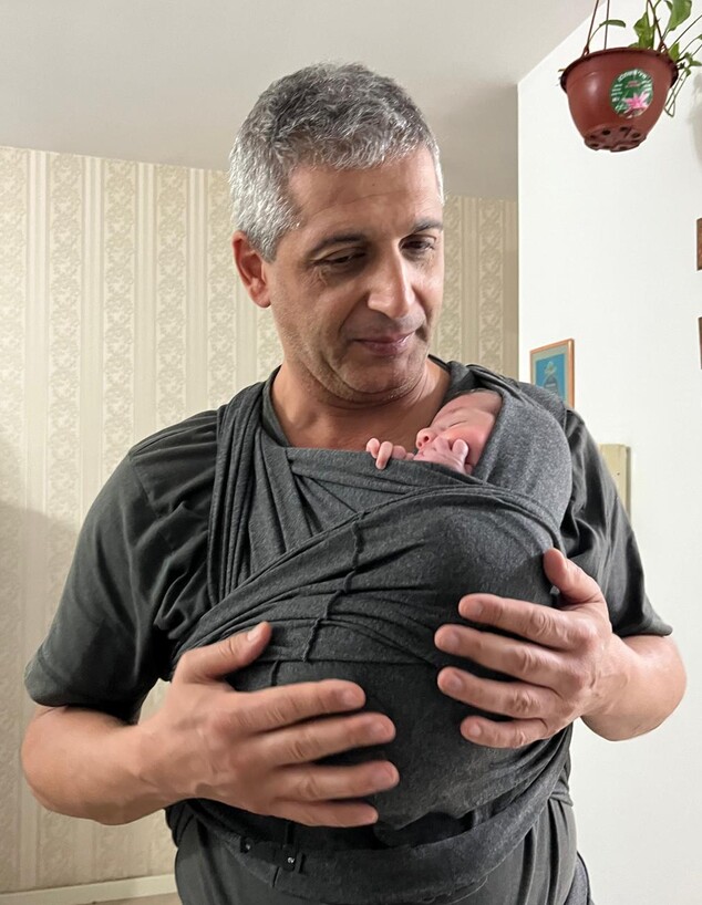 יניב עובדיה 