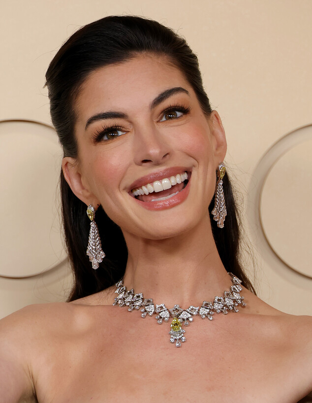 הפרצוף של אן האת'וויי 