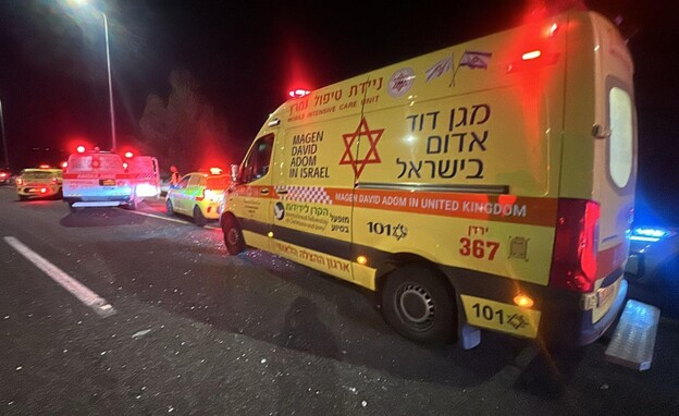 זירת פגיעת רקטה בצפון שבה נהרגה אישה זירת פגיעת רקטה בצפון שבה נהרגה אישה