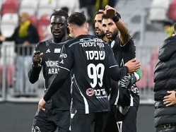 (ברני ארדוב) (צילום: ספורט 5)