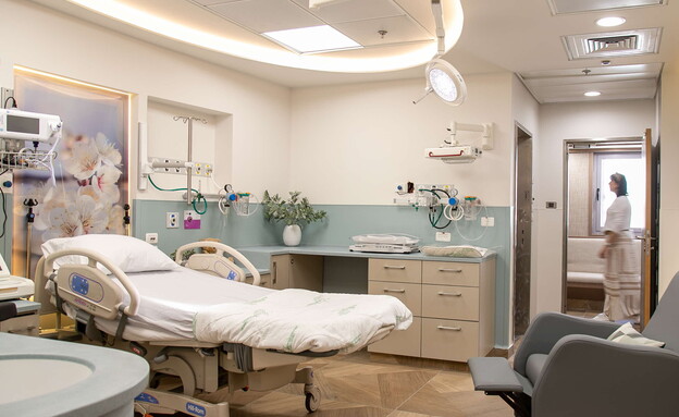 חדר יולדות בבית החולים לניאדו בנתניה