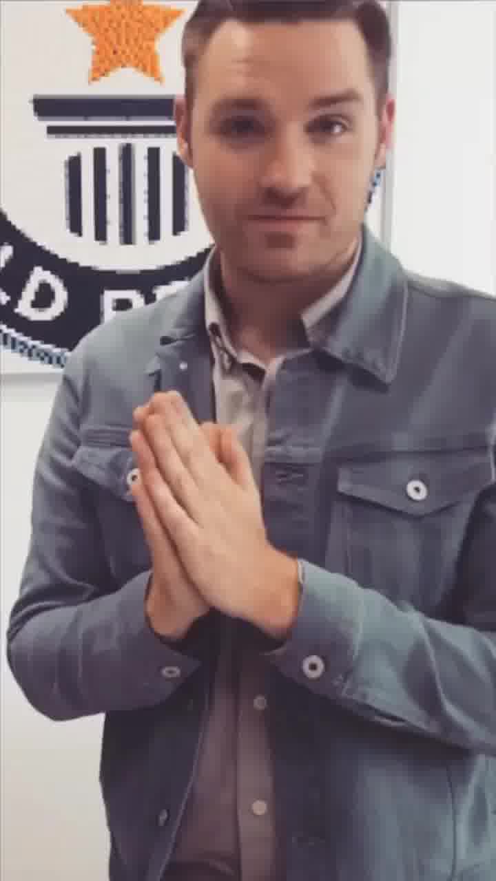 שיא גינס: יותר מ-1,000 מחיאות כפיים בדקה