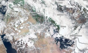 העננות באיראן 25.3.26 (צילום: מתוך אתר zoom earth)