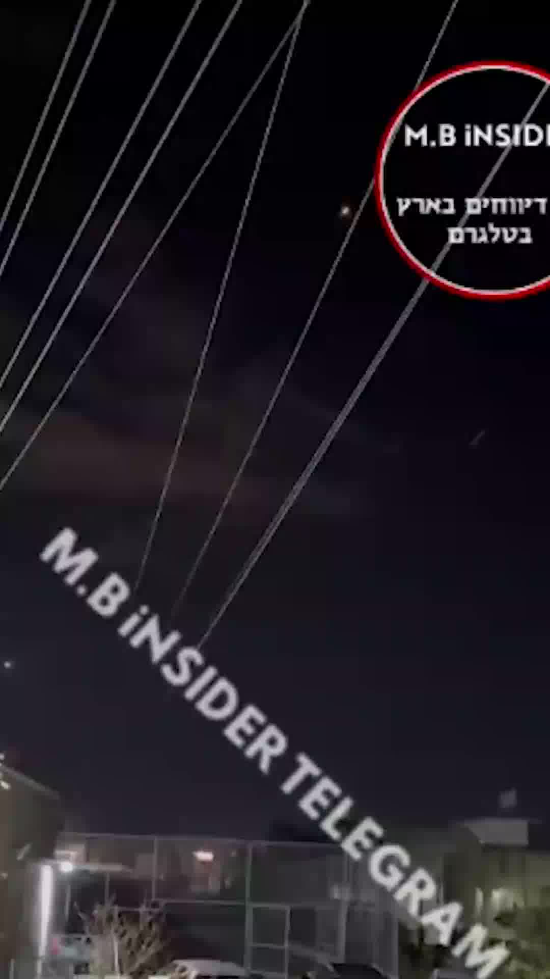 ירי לעבר מכונית בטמרה - בזמן שעפים בשמיים טילים מלבנון: תיעוד מהצפון
