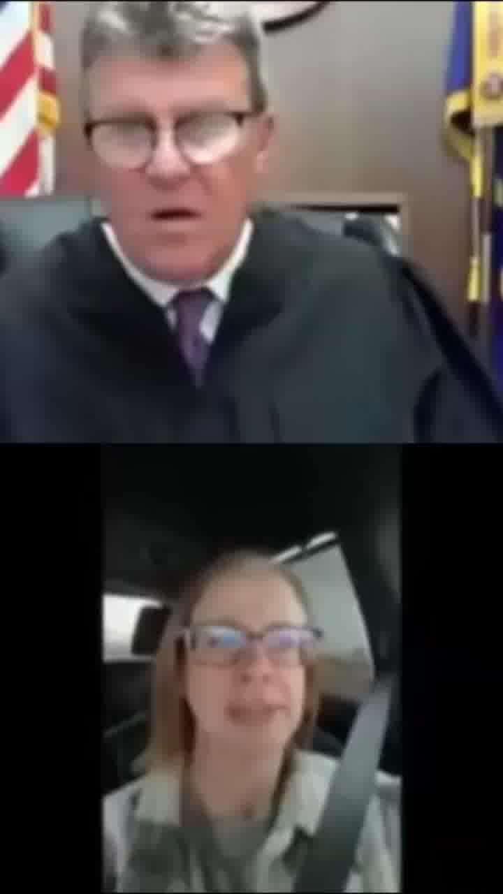 התחברה לדיון משפטי על עבירות נהיגה, כשהיא מאחורי ההגה