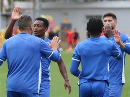 (באדיבות הפועל פ