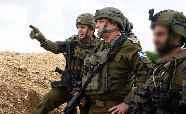 רא"ל אייל זמיר בסיור שטח והערכת מצ"ב בדרום לבנון רא"ל אייל זמיר בסיור שטח והערכת מצ"ב בדרום לבנון