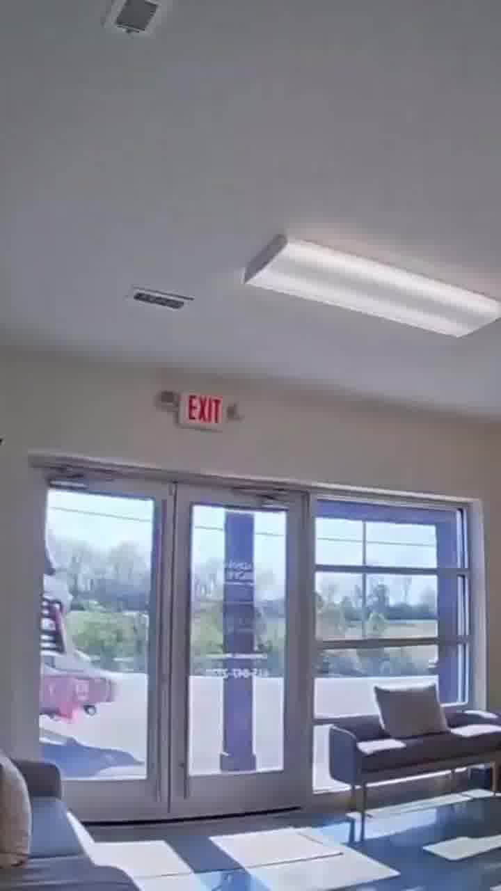 ארה"ב: כבאית בנאשוויל התנגשה במרפאת כירופרקטיקה