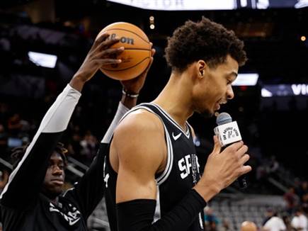 סיסוקו לצד וומבי (Getty) (צילום: ספורט 5)