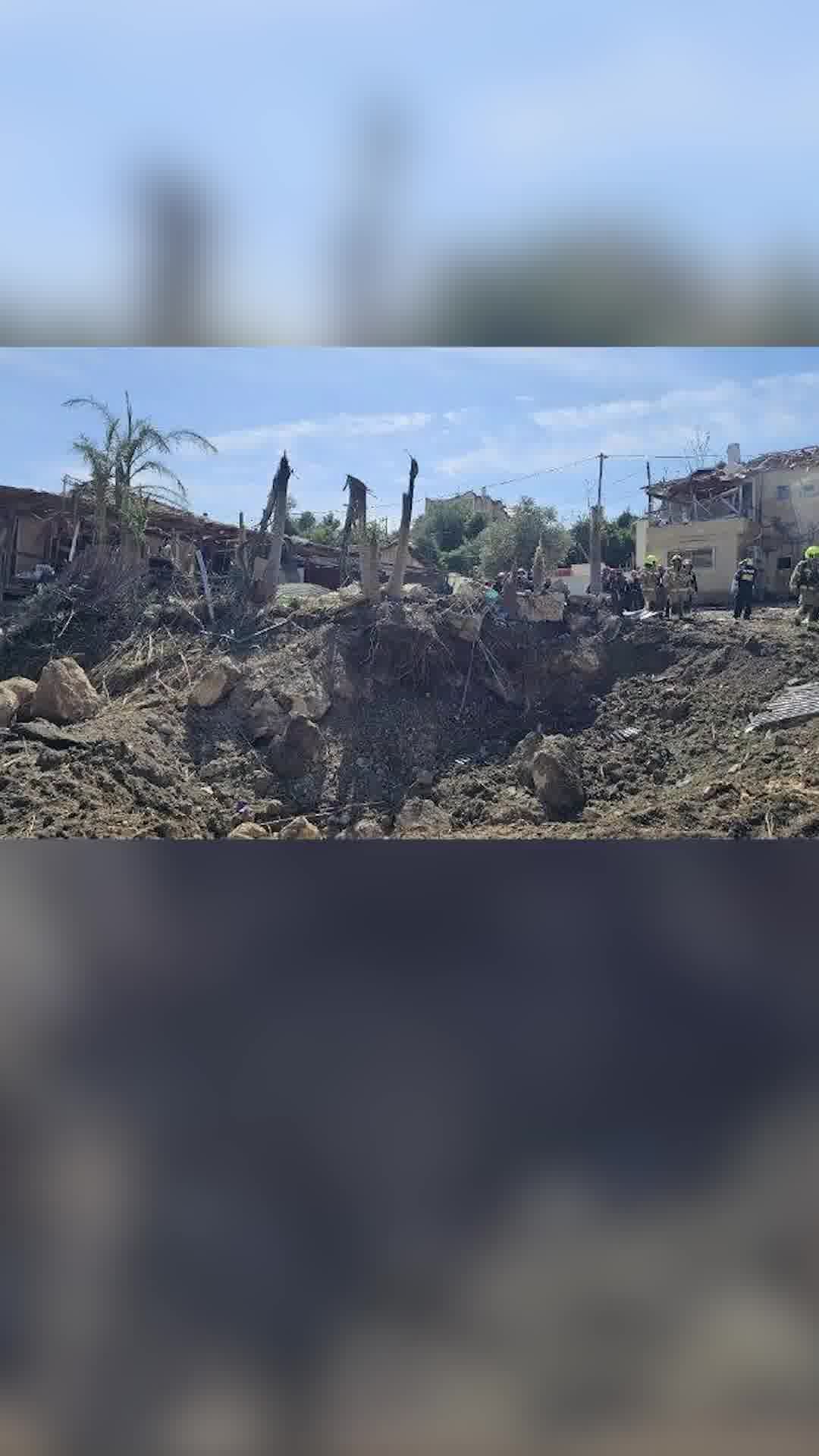 בור ענק נפער באדמה: תיעוד נוסף מהזירה בבית שמש - מניין הפצועים קל עלה ל-7