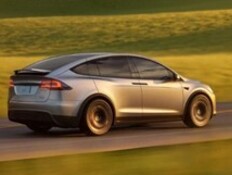 אולי הגיע הזמן: טסלה חושבת על רכב פנאי חדש וגדול?