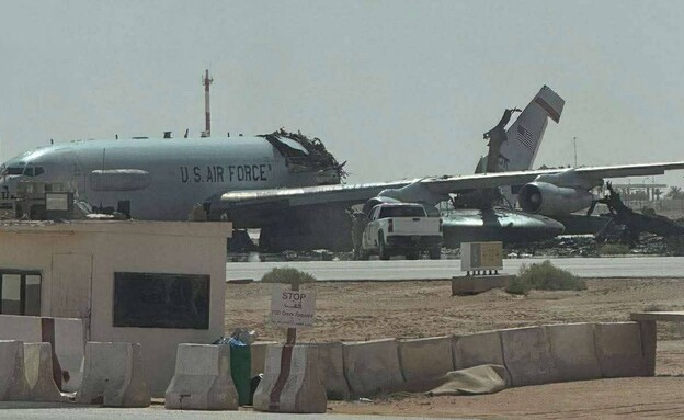 מטוסים אמריקנים שנפגעו בבסיס הנסיך סולטאן בסעודיה מטוסים אמריקנים שנפגעו בבסיס הנסיך סולטאן בסעודיה